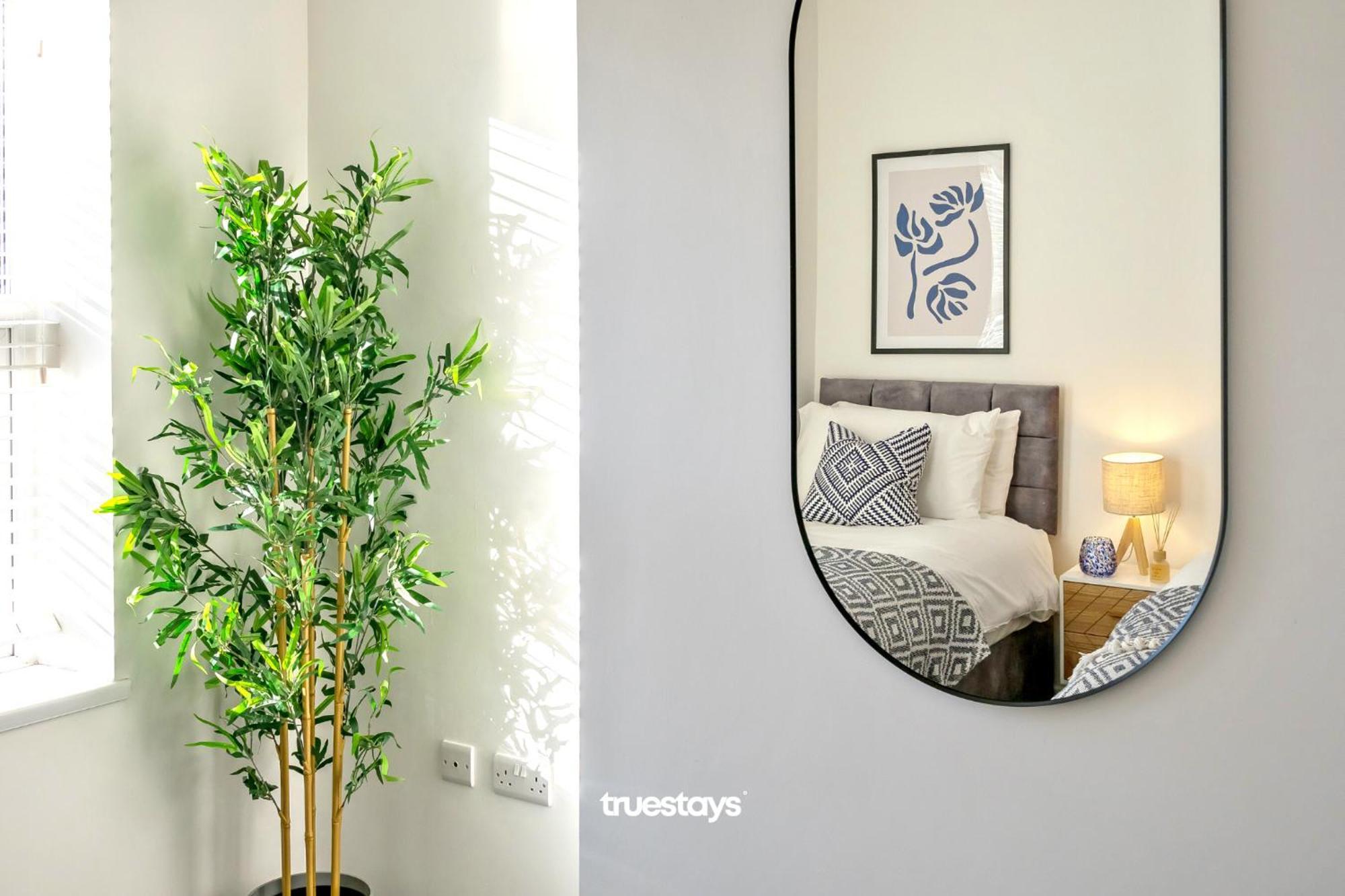 Nursery House By Truestays - 3 Bedroom House In Stoke-On-Trent Buitenkant foto